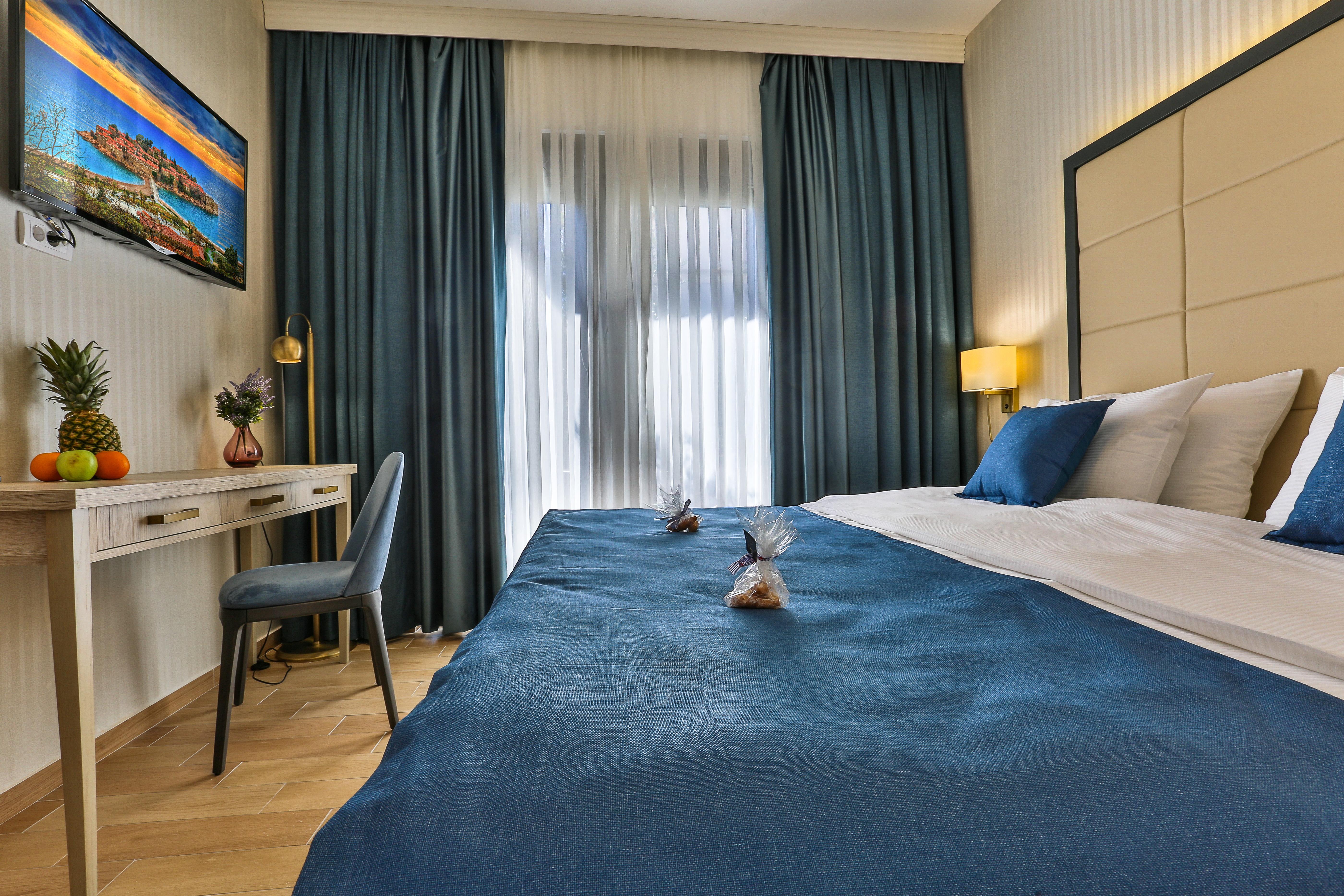 Hotel Harmony Petrovac Buitenkant foto