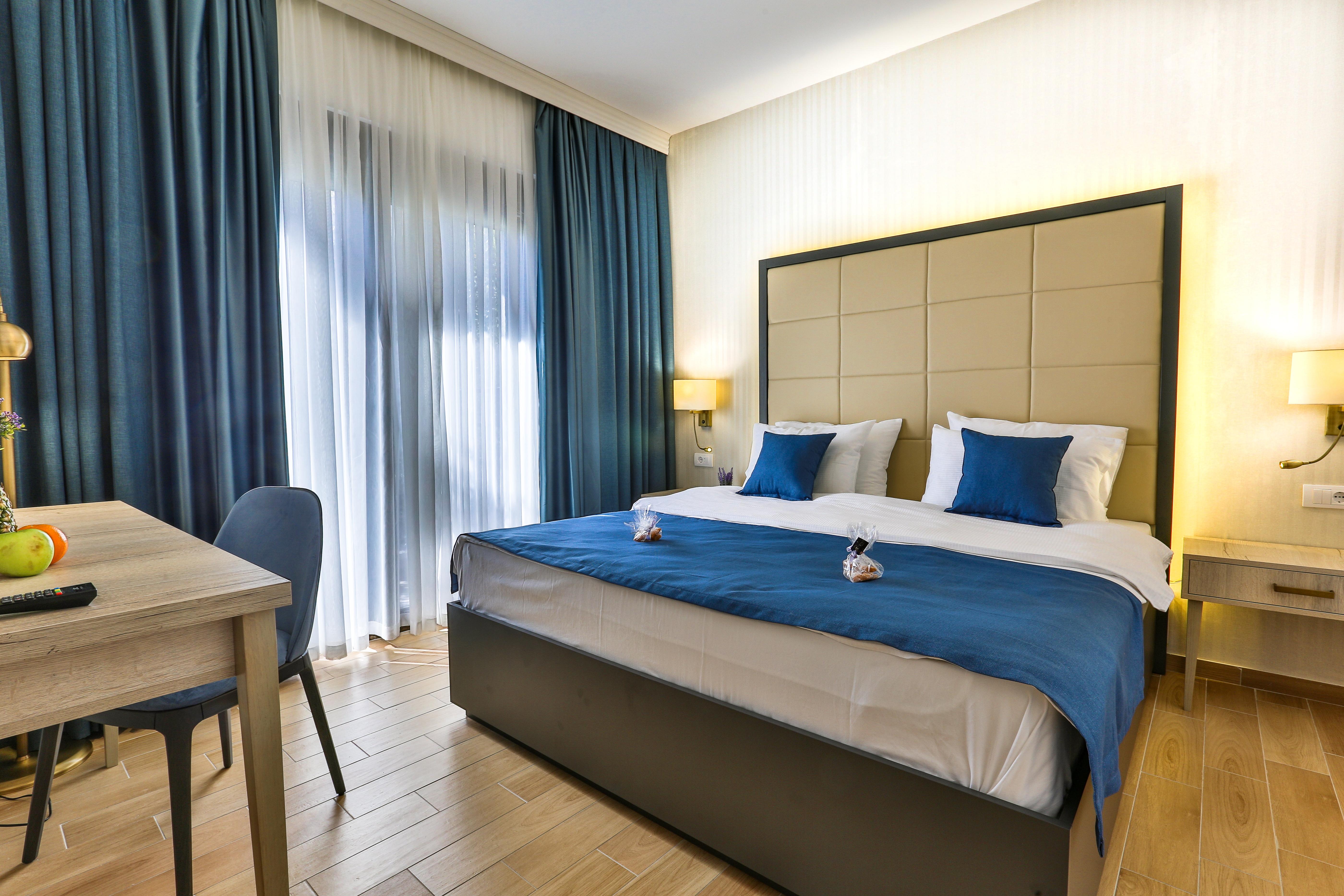 Hotel Harmony Petrovac Buitenkant foto