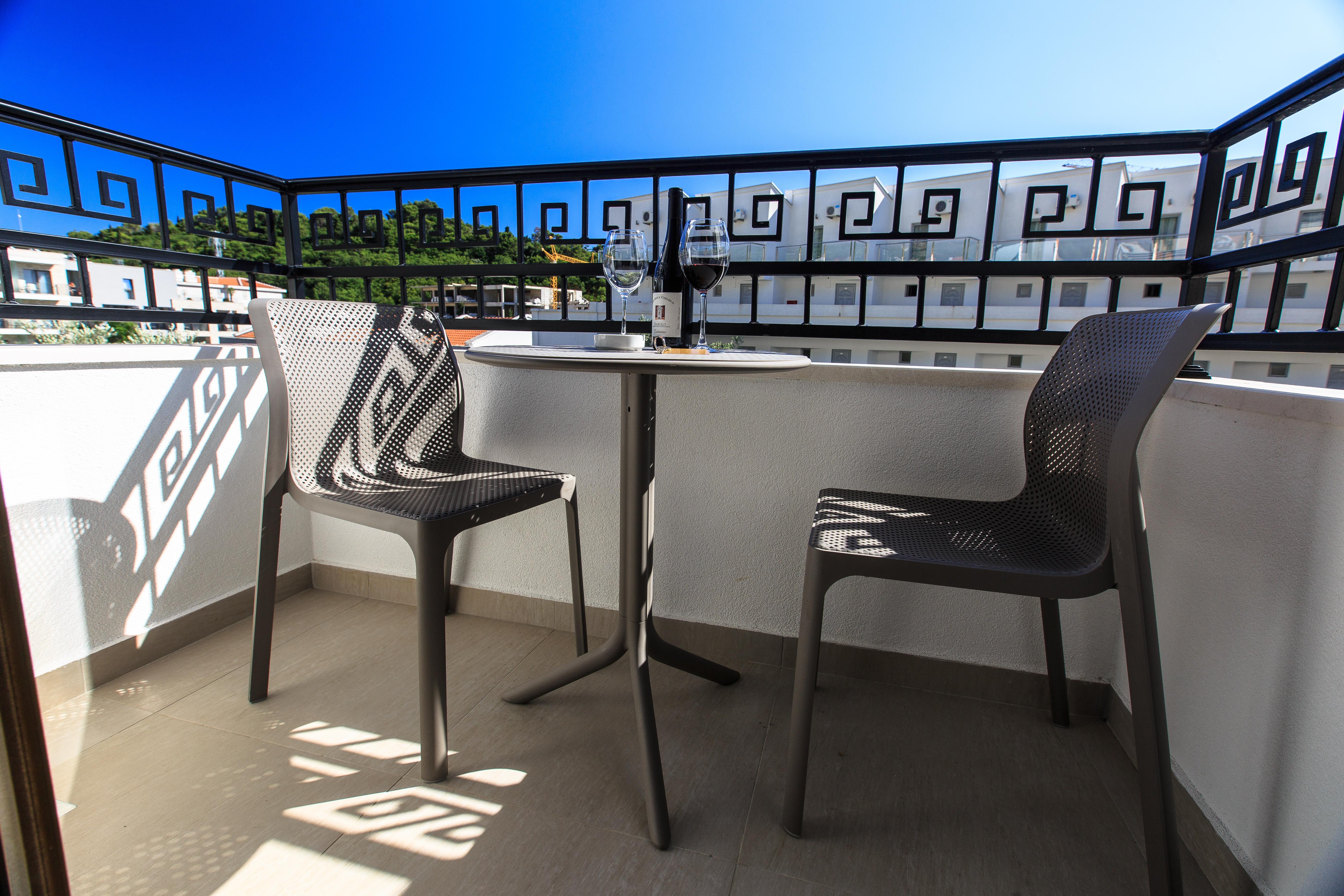 Hotel Harmony Petrovac Buitenkant foto