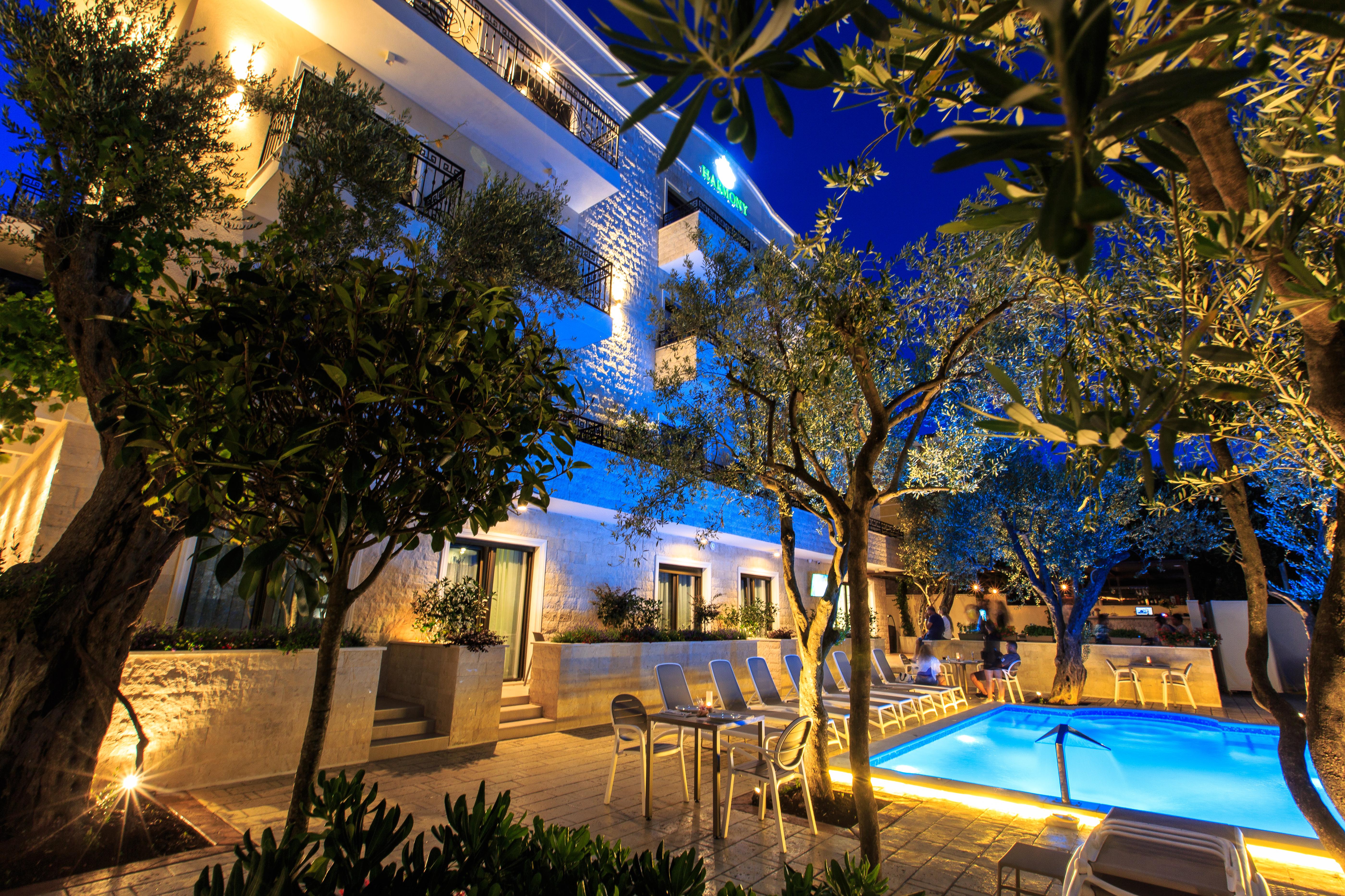 Hotel Harmony Petrovac Buitenkant foto
